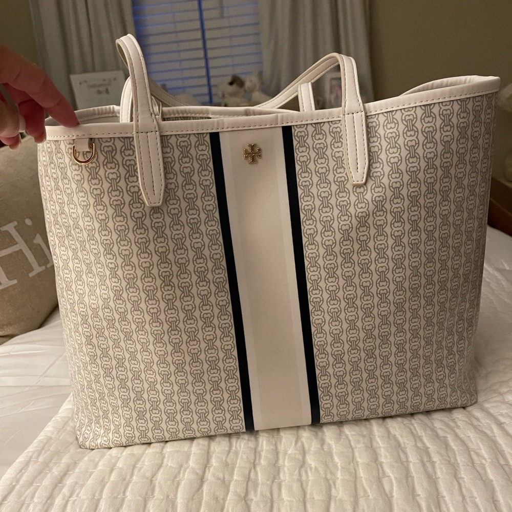 Tory Burch Gemini link tote